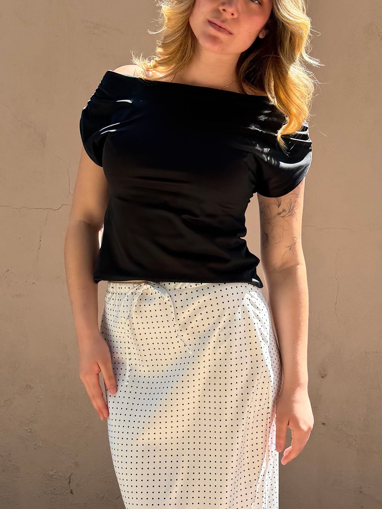 Polera cuello bote Lycra negra